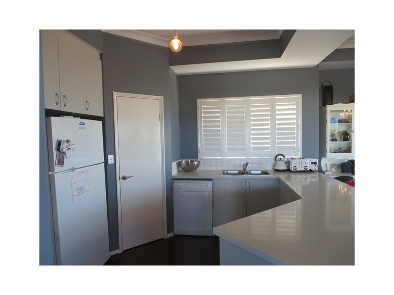 25 Lomas Circle, Ellenbrook WA 6069