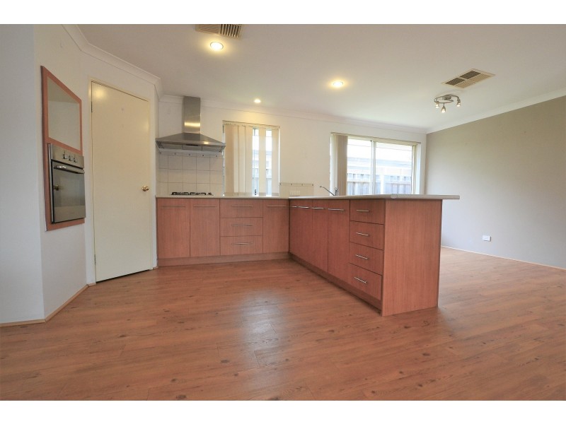 20 Elmina Avenue, Ellenbrook WA 6069