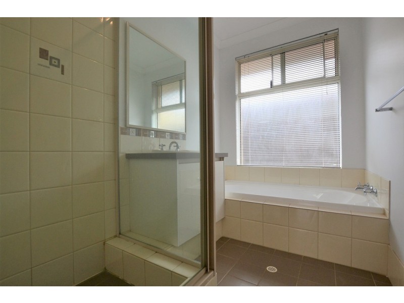 20 Elmina Avenue, Ellenbrook WA 6069