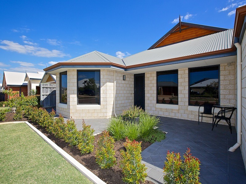 20 Rainsby Crescent, Ellenbrook WA 6069