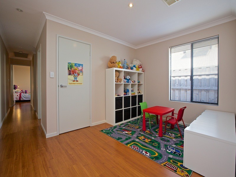 20 Rainsby Crescent, Ellenbrook WA 6069