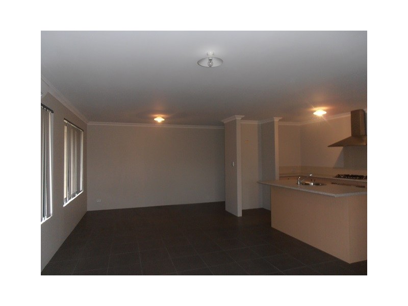 16 Killybegs Street, Bullsbrook WA 6084