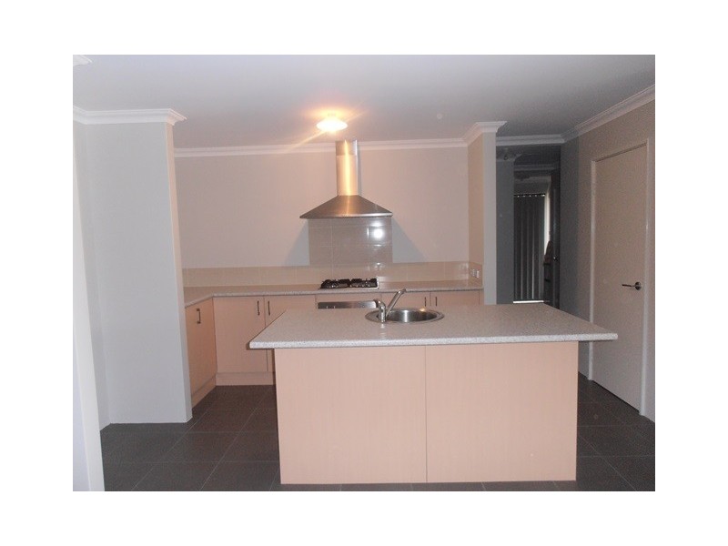 16 Killybegs Street, Bullsbrook WA 6084