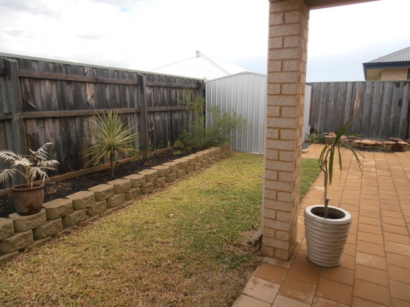 55 Elmina Avenue, Ellenbrook WA 6069