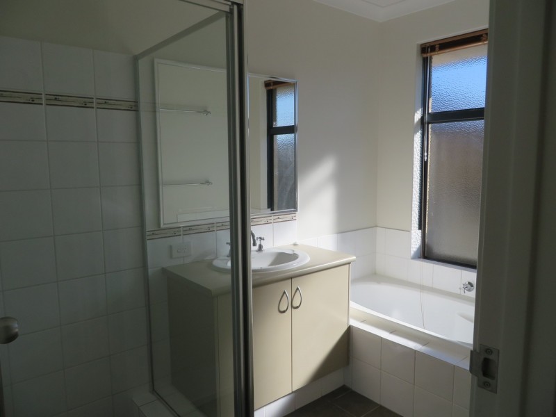 29 Whitehart Entrance, Aveley WA 6069