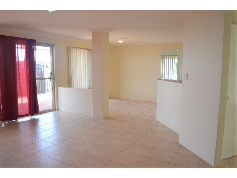 4 Durant Way, Ellenbrook WA 6069
