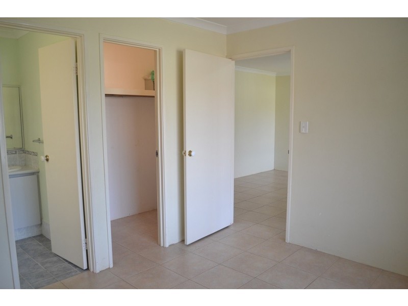 4 Durant Way, Ellenbrook WA 6069
