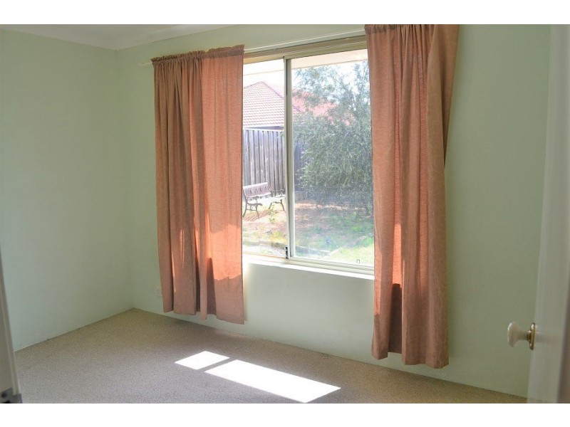 4 Durant Way, Ellenbrook WA 6069