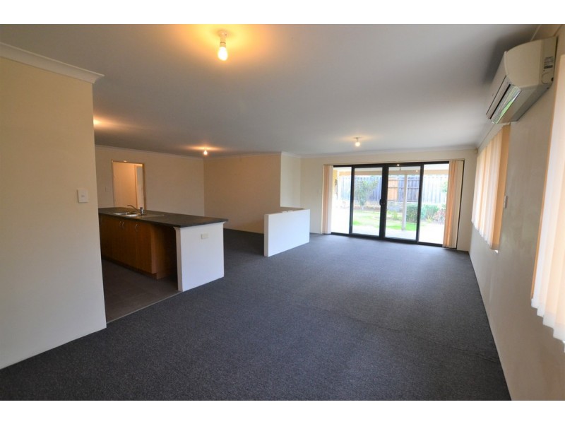 46 Birkett Circle, Ellenbrook WA 6069