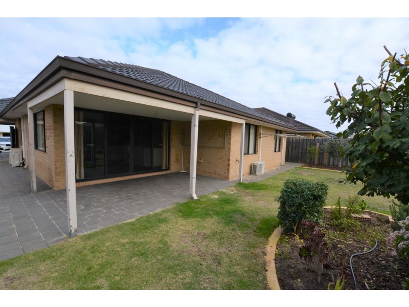 46 Birkett Circle, Ellenbrook WA 6069