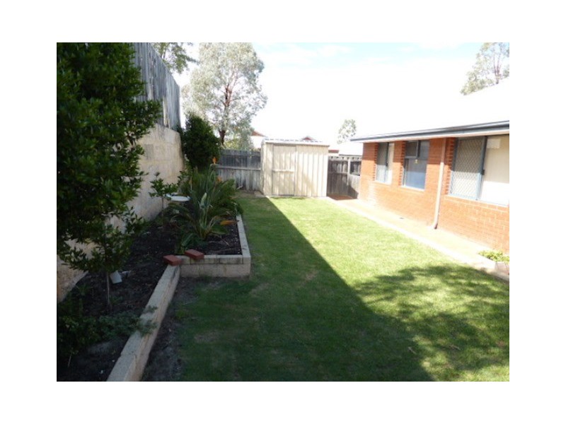 6 Rocklea Crescent, Ellenbrook WA 6069