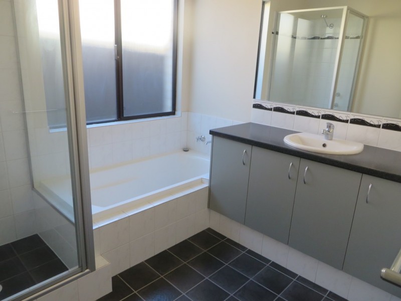 15 Marden Grange, Aveley WA 6069