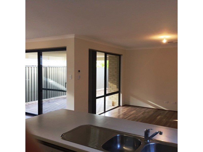 15 Marden Grange, Aveley WA 6069