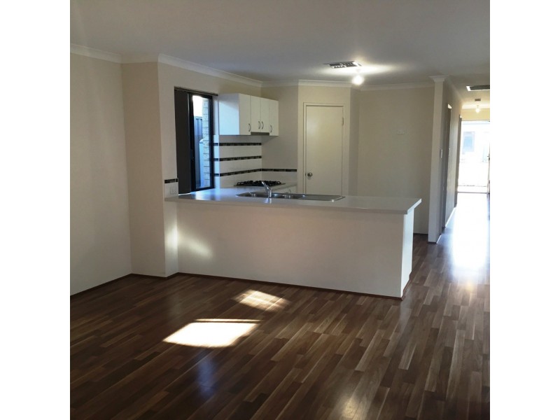 15 Marden Grange, Aveley WA 6069