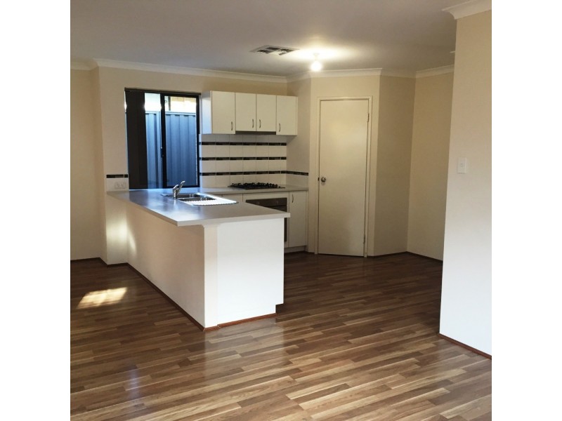 15 Marden Grange, Aveley WA 6069