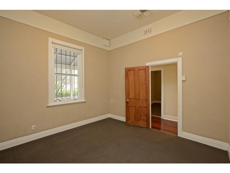 37 Bert Street, Gosnells WA 6110