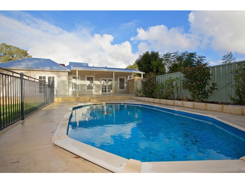 37 Bert Street, Gosnells WA 6110