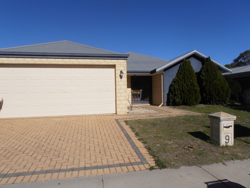 9 Coolamon Boulevard, Ellenbrook WA 6069