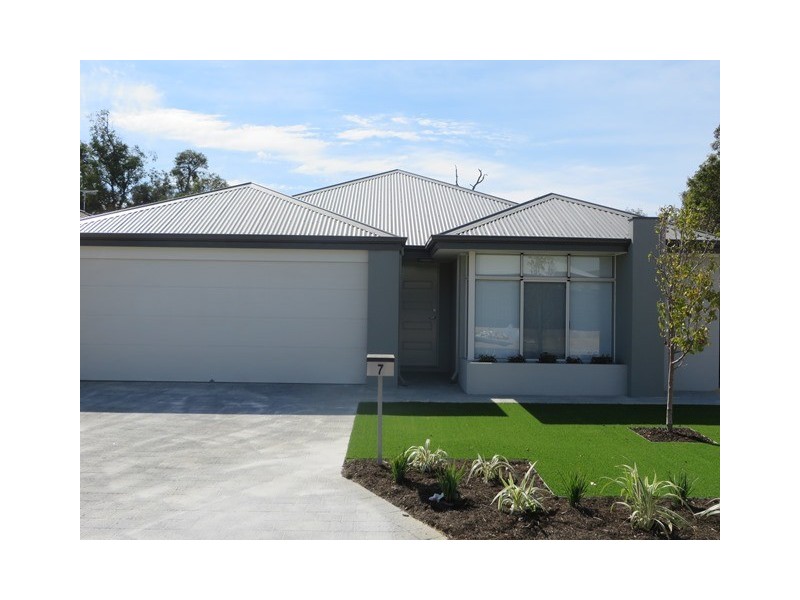 7 Petula Court, Aveley WA 6069