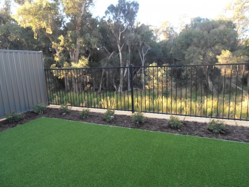 7 Petula Court, Aveley WA 6069