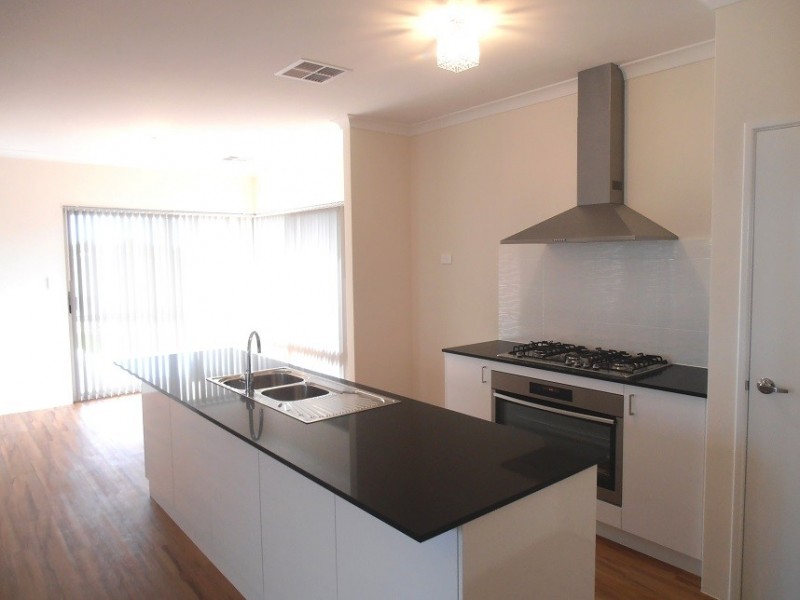 23 Pelagic Way, Aveley WA 6069