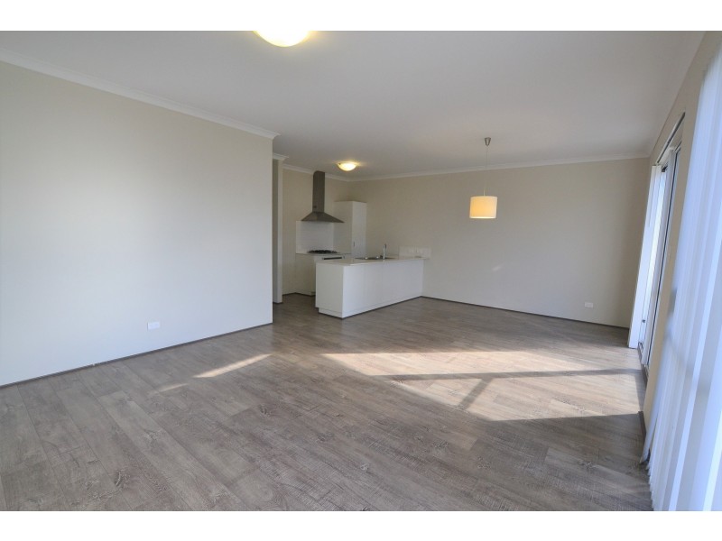 62 Boulton Loop, Ellenbrook WA 6069