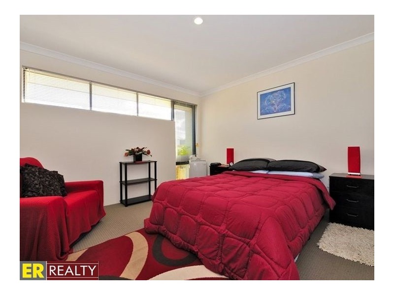 12 Botany Parade, Ellenbrook WA 6069