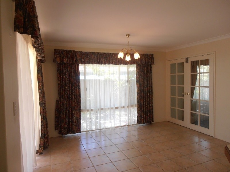 29 Midsummer Circle, Ellenbrook WA 6069