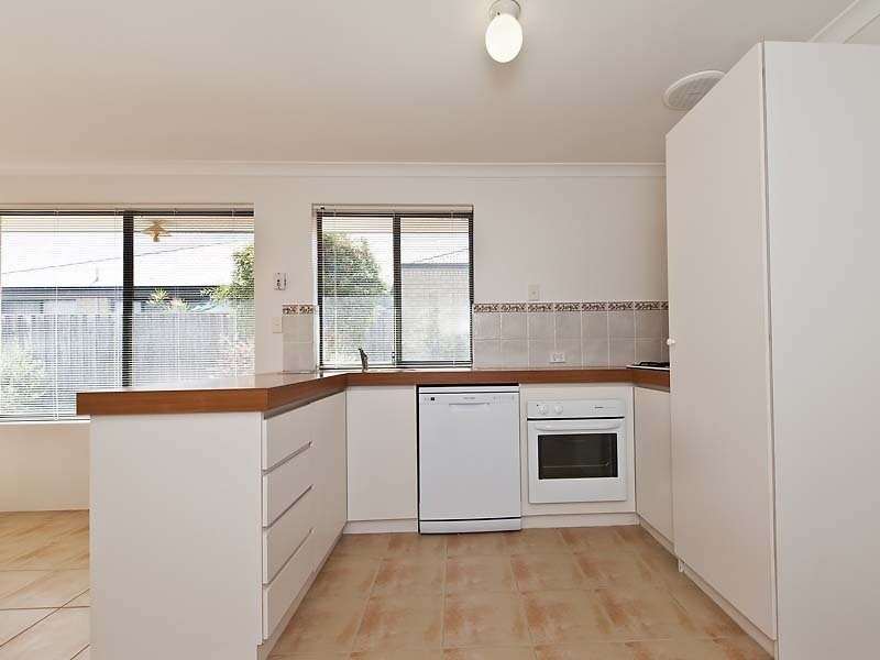 63 Rocklea Crescent, Ellenbrook WA 6069