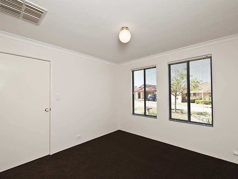 63 Rocklea Crescent, Ellenbrook WA 6069