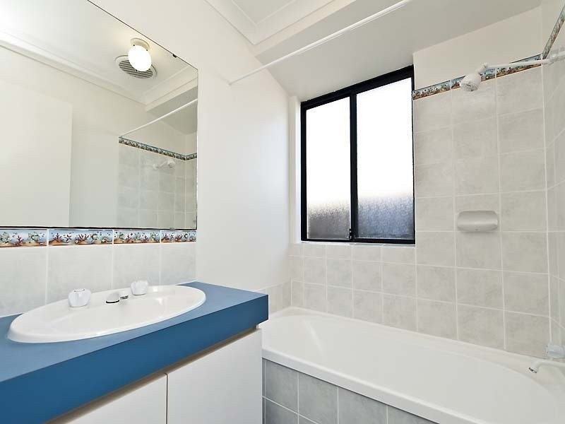 63 Rocklea Crescent, Ellenbrook WA 6069