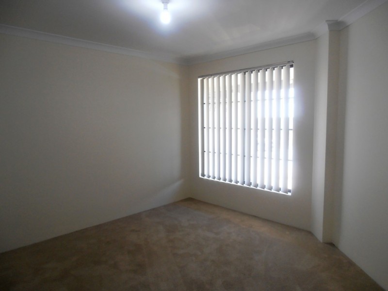 10 Ginnini Lane, Ellenbrook WA 6069