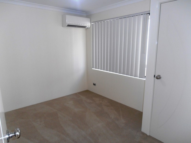 10 Ginnini Lane, Ellenbrook WA 6069