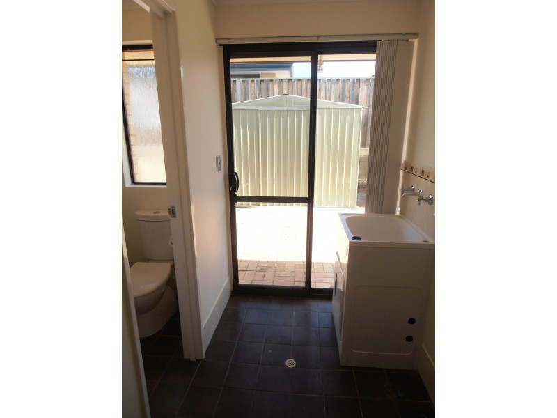 10 Ginnini Lane, Ellenbrook WA 6069