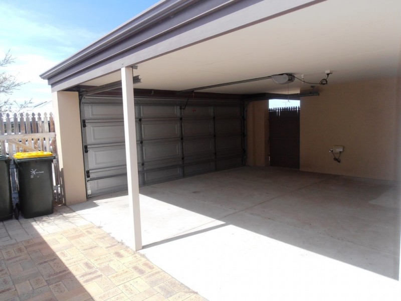 10 Ginnini Lane, Ellenbrook WA 6069