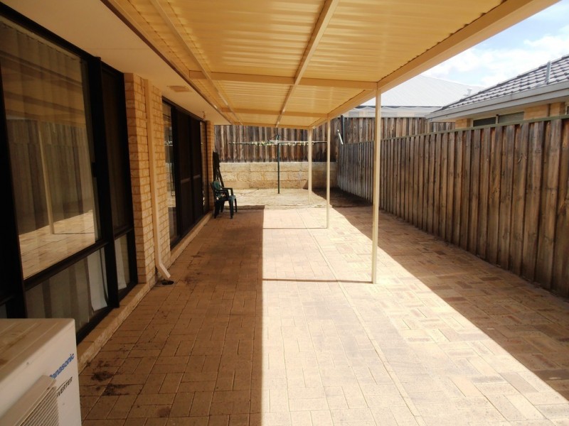 10 Ginnini Lane, Ellenbrook WA 6069