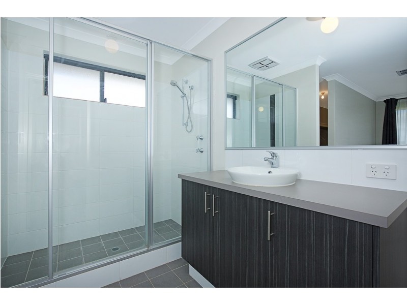 19 Tranquility Crescent, Aveley WA 6069