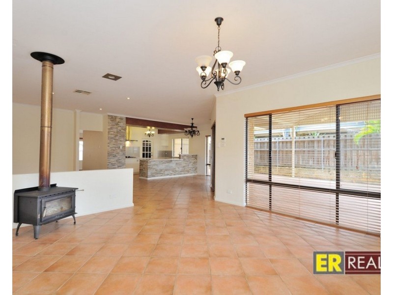 5 Carlindie Way, Ellenbrook WA 6069