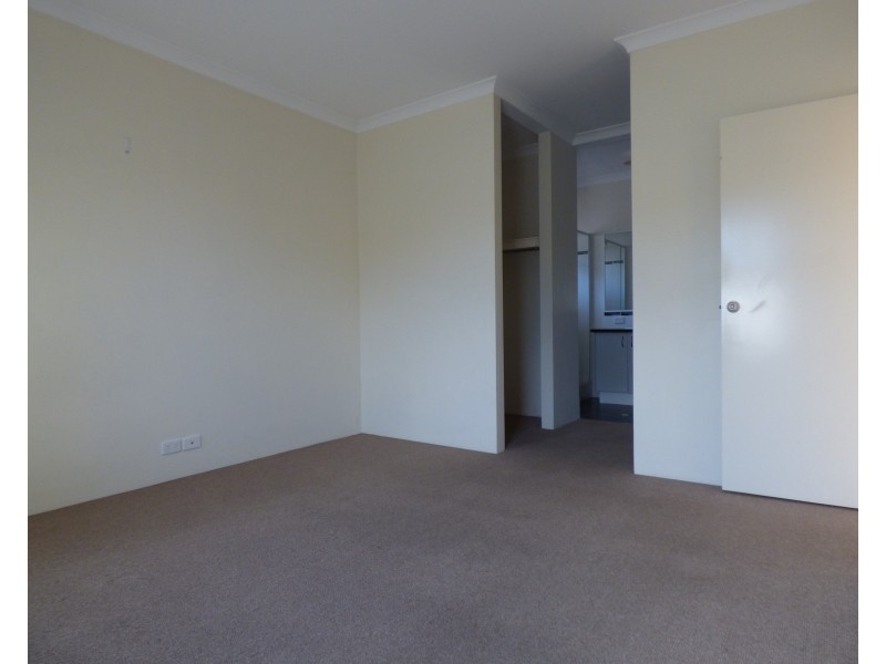 4 Vaspar Link, Aveley WA 6069