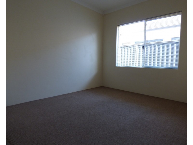 4 Vaspar Link, Aveley WA 6069