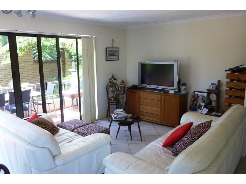 4/11 Ewart Street, Burleigh Heads QLD 4220