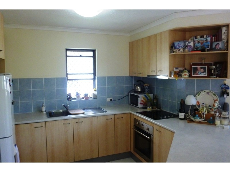 4/11 Ewart Street, Burleigh Heads QLD 4220