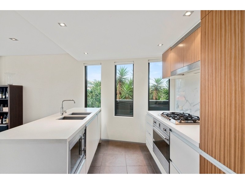 1031/2-14 The Esplanade, Burleigh Heads QLD 4220
