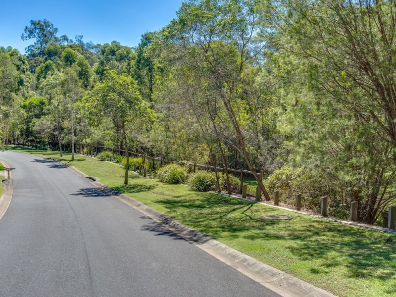 26 Grove Creek Close, Reedy Creek QLD 4227