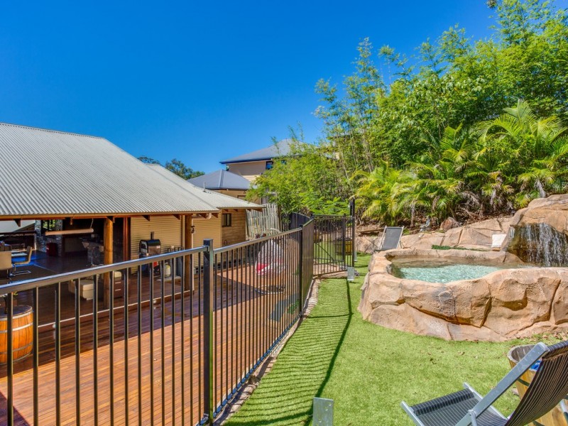 26 Grove Creek Close, Reedy Creek QLD 4227