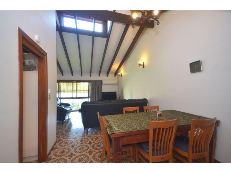 24 Bluejay Street, Burleigh Waters QLD 4220