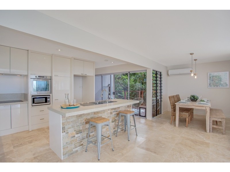 46 Hill Avenue, Burleigh Heads QLD 4220