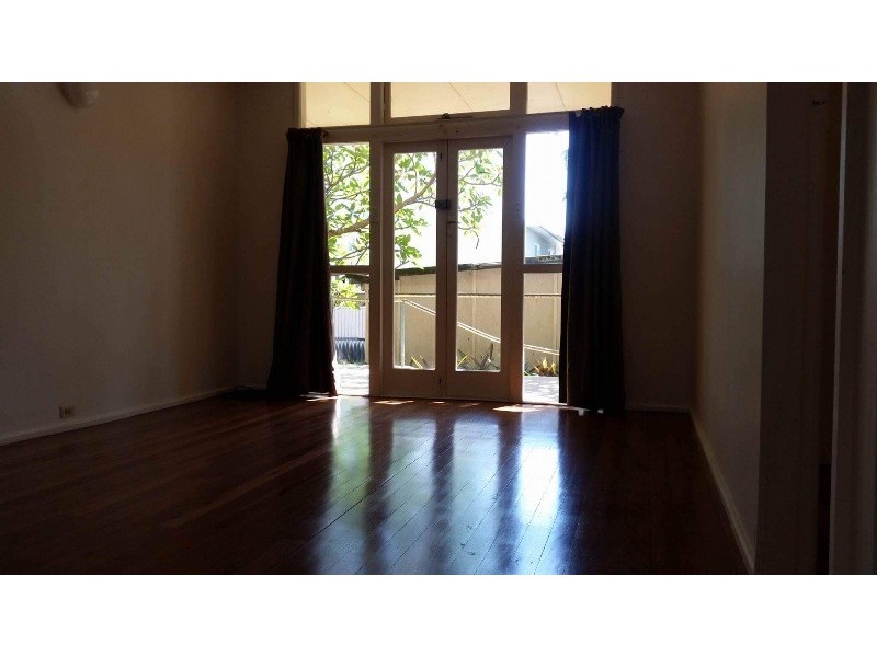 5 Elder Entrance, Burleigh Heads QLD 4220