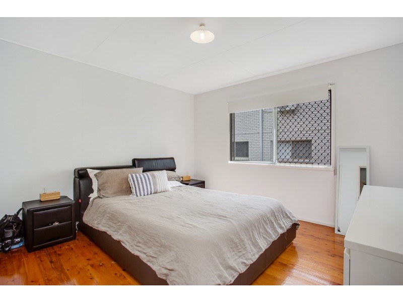 45 Sunshine Parade, Miami QLD 4220