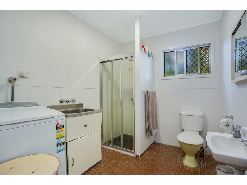 45 Sunshine Parade, Miami QLD 4220